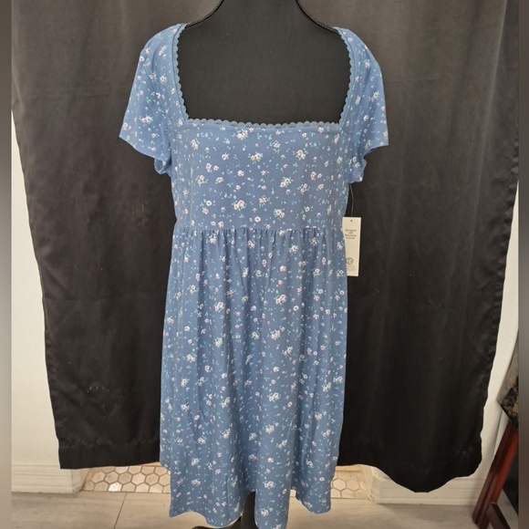 No Boundaries Dresses & Skirts - No Boundaries Blue Floral Maxi Dress